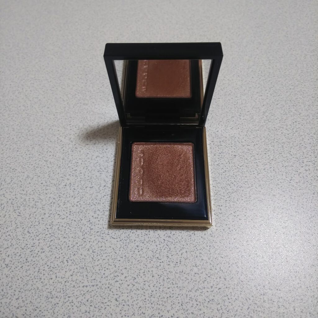 トーン タッチ アイズ/SUQQU/単色アイシャドウを使ったクチコミ（2枚目）