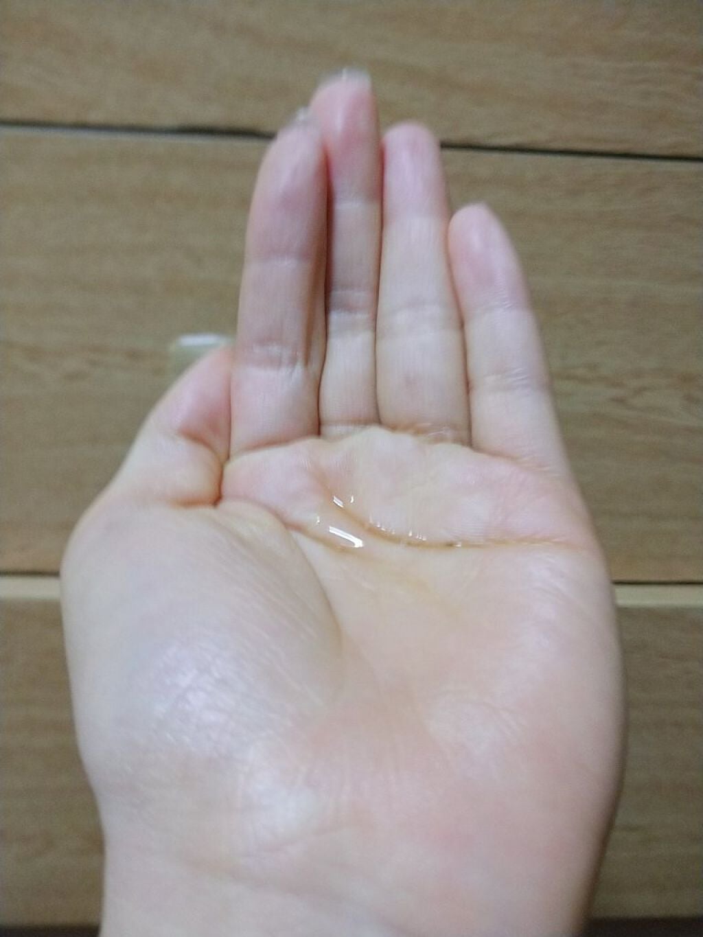 Daily Intense Nourishing Hair Essence/NINELESS/ヘアオイルを使ったクチコミ(2枚目)