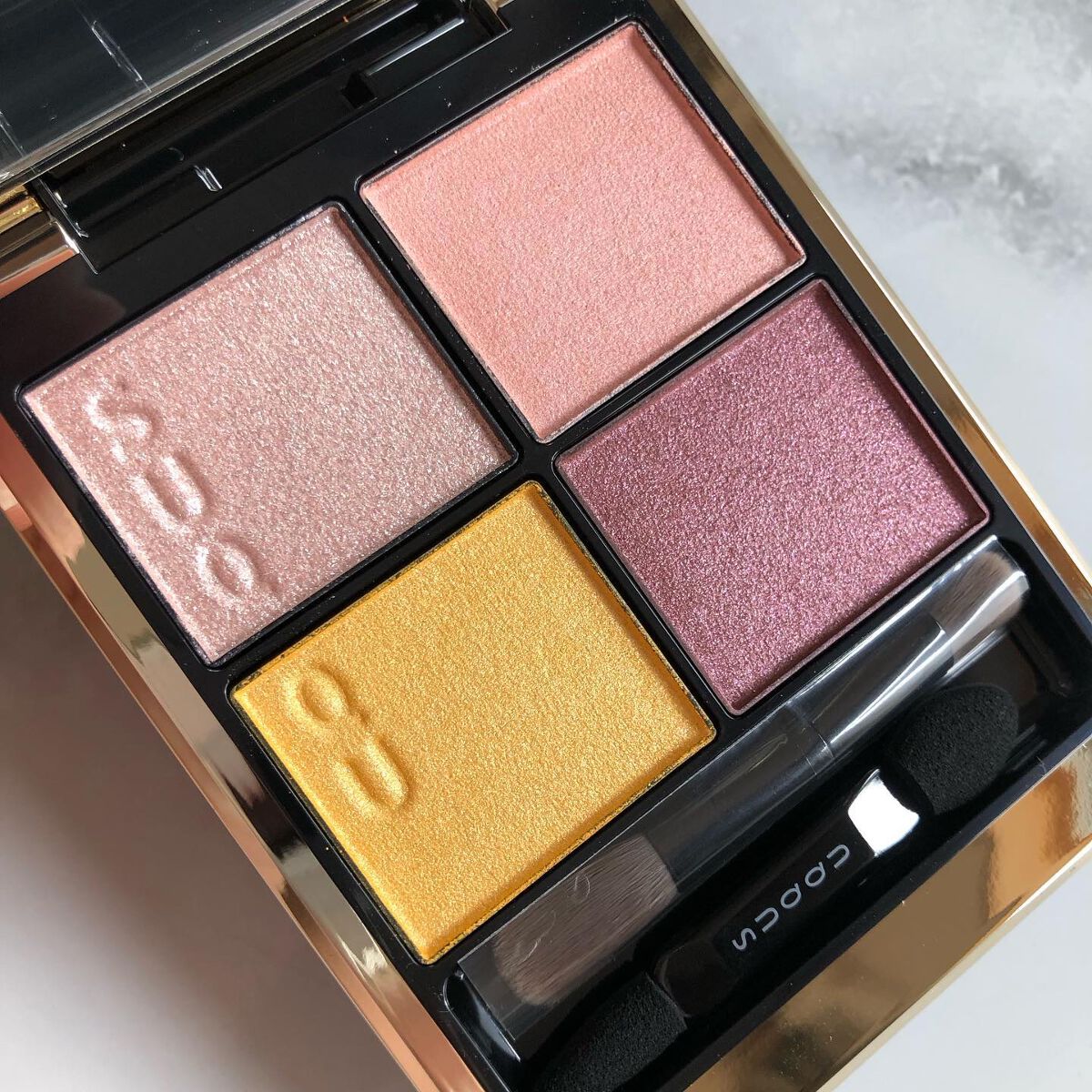 シグニチャー カラー アイズ/SUQQU/アイシャドウパレットを使ったクチコミ(2枚目)