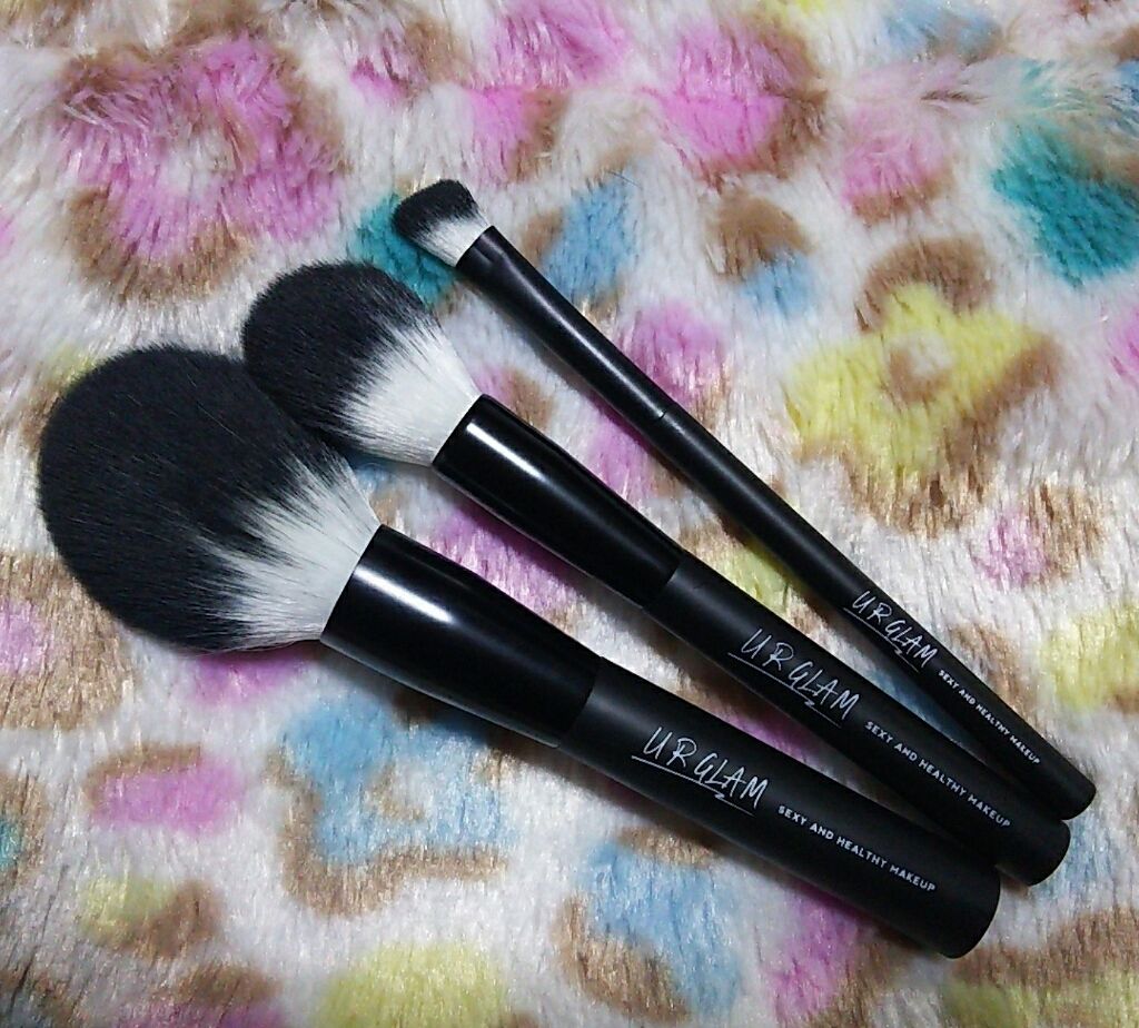 UR GLAM　FACE BRUSH/U R GLAM/メイクブラシを使ったクチコミ（1枚目）
