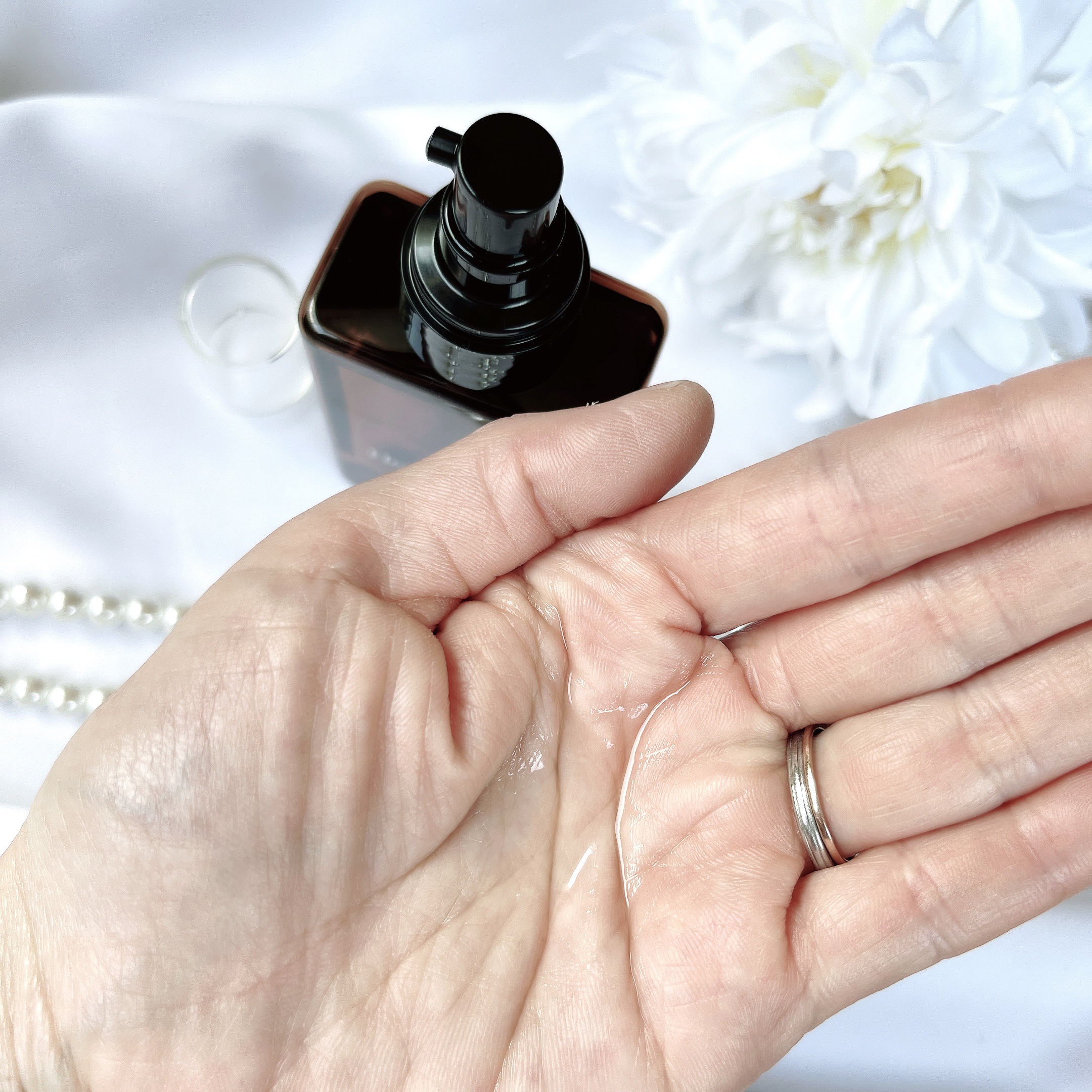 オーガニックヘアオイル フレッシュティーの香り/ハーバルリーフ/ヘアオイルを使ったクチコミ（3枚目）