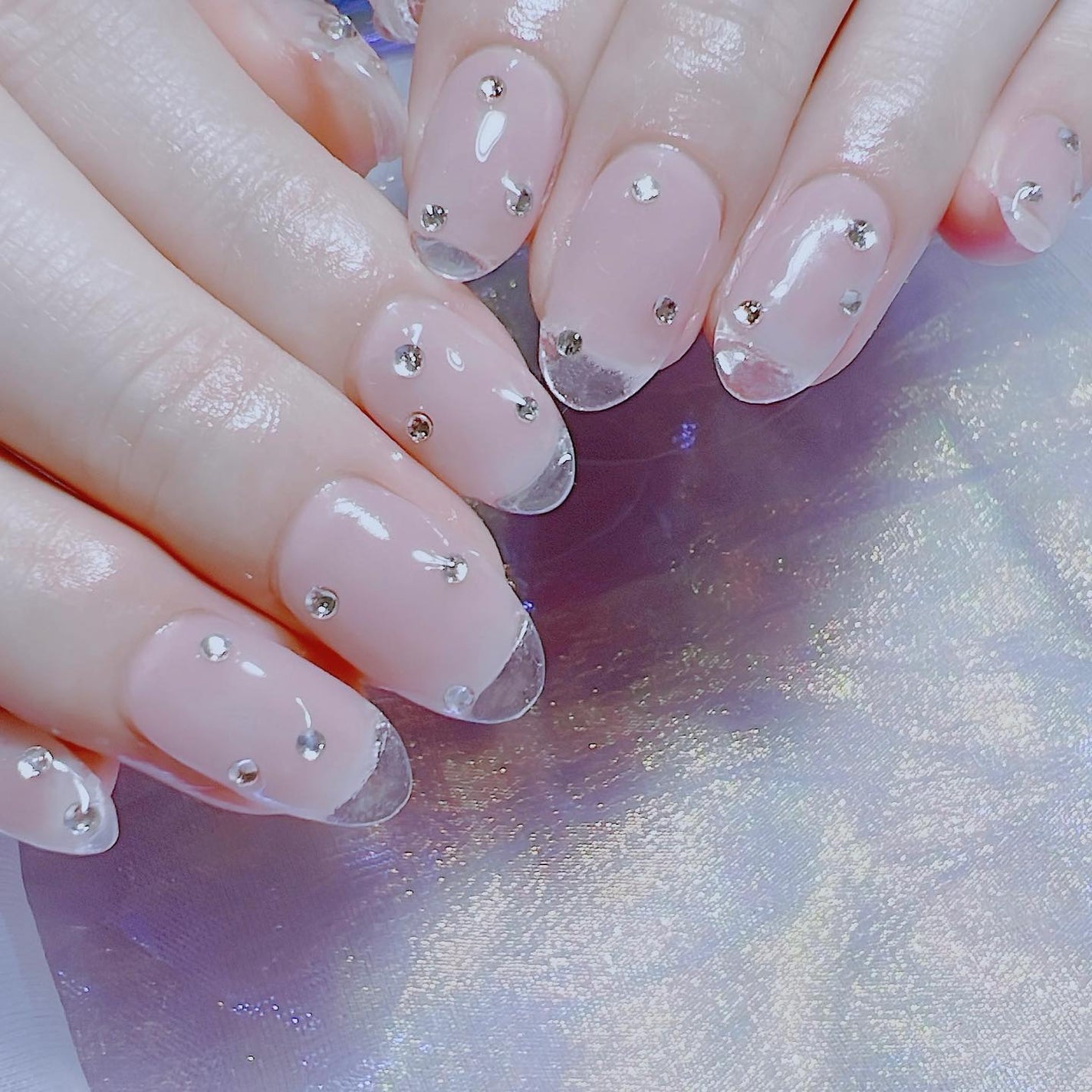 なかやまちえこ on LIPS 「クリアフレンチネイル💅⠀⠀@ikr828⠀⠀施術はプロデュース..」(2枚目)