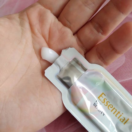 ザビューティ うるツヤチャージヘアパック/エッセンシャル/ヘアマスク・ヘアパックを使ったクチコミ(4枚目)