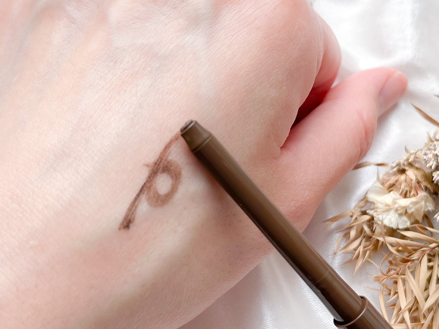 クリームフィットペンシル<アイライナー>/ラブ・ライナー/ペンシルアイライナーを使ったクチコミ(2枚目)