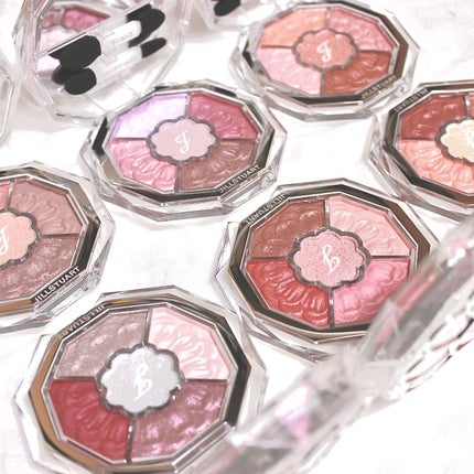 ジルスチュアート ブルームクチュール アイズ ジュエルドブーケ/JILL STUART/アイシャドウパレットを使ったクチコミ(1枚目)