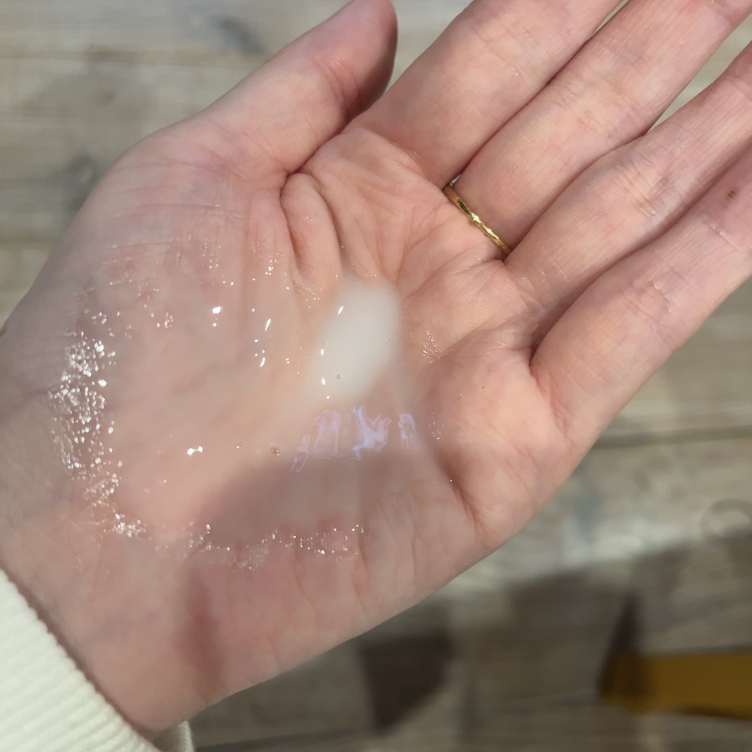 アトバリア365ハイドロエッセンス/AESTURA/美容液を使ったクチコミ（2枚目）