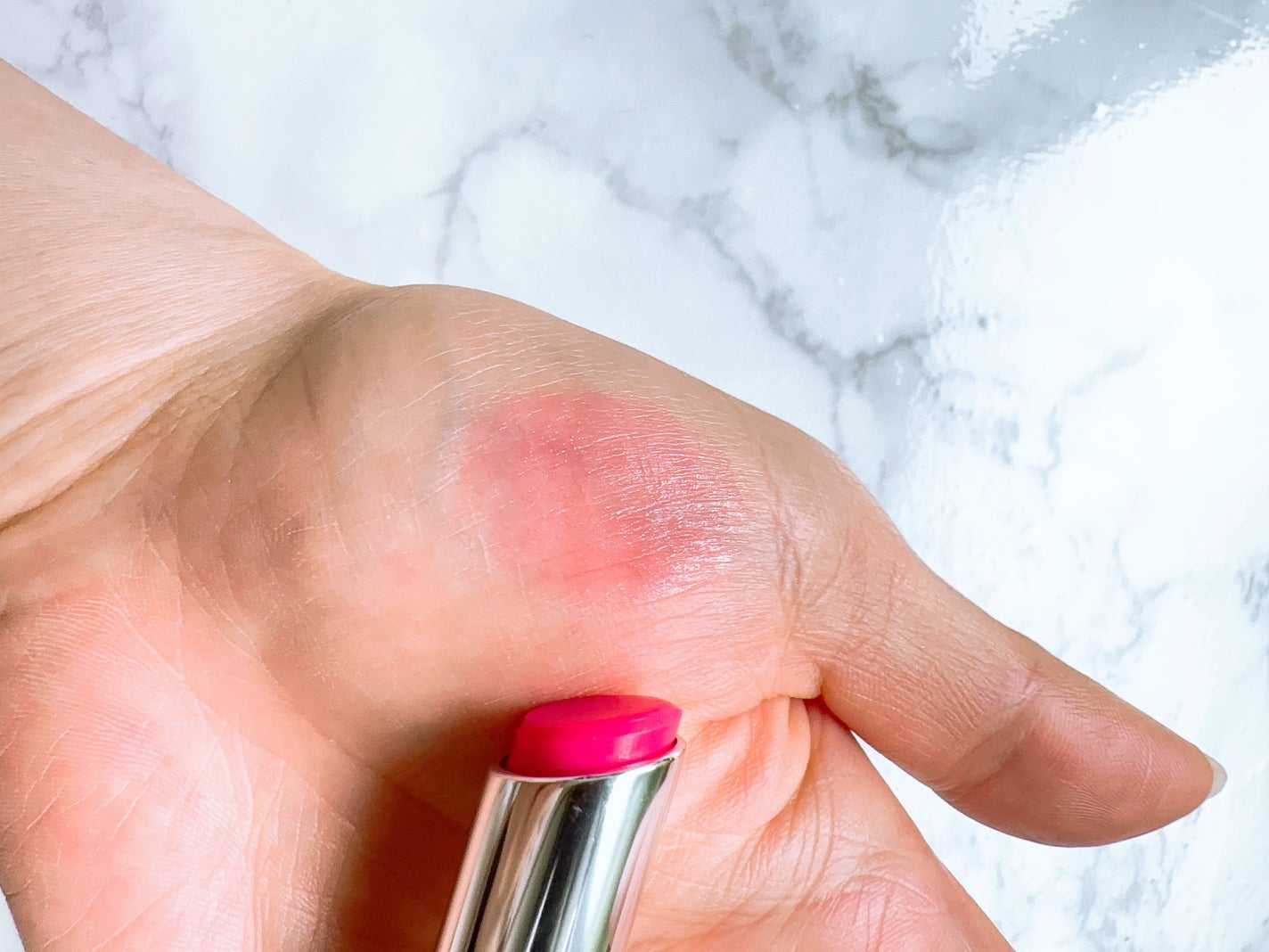 ディオール アディクト リップ グロウ/Dior/リップバームを使ったクチコミ(2枚目)