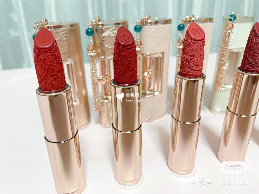 百花同心錠 彫刻リップ/花西子/口紅を使ったクチコミ(4枚目)