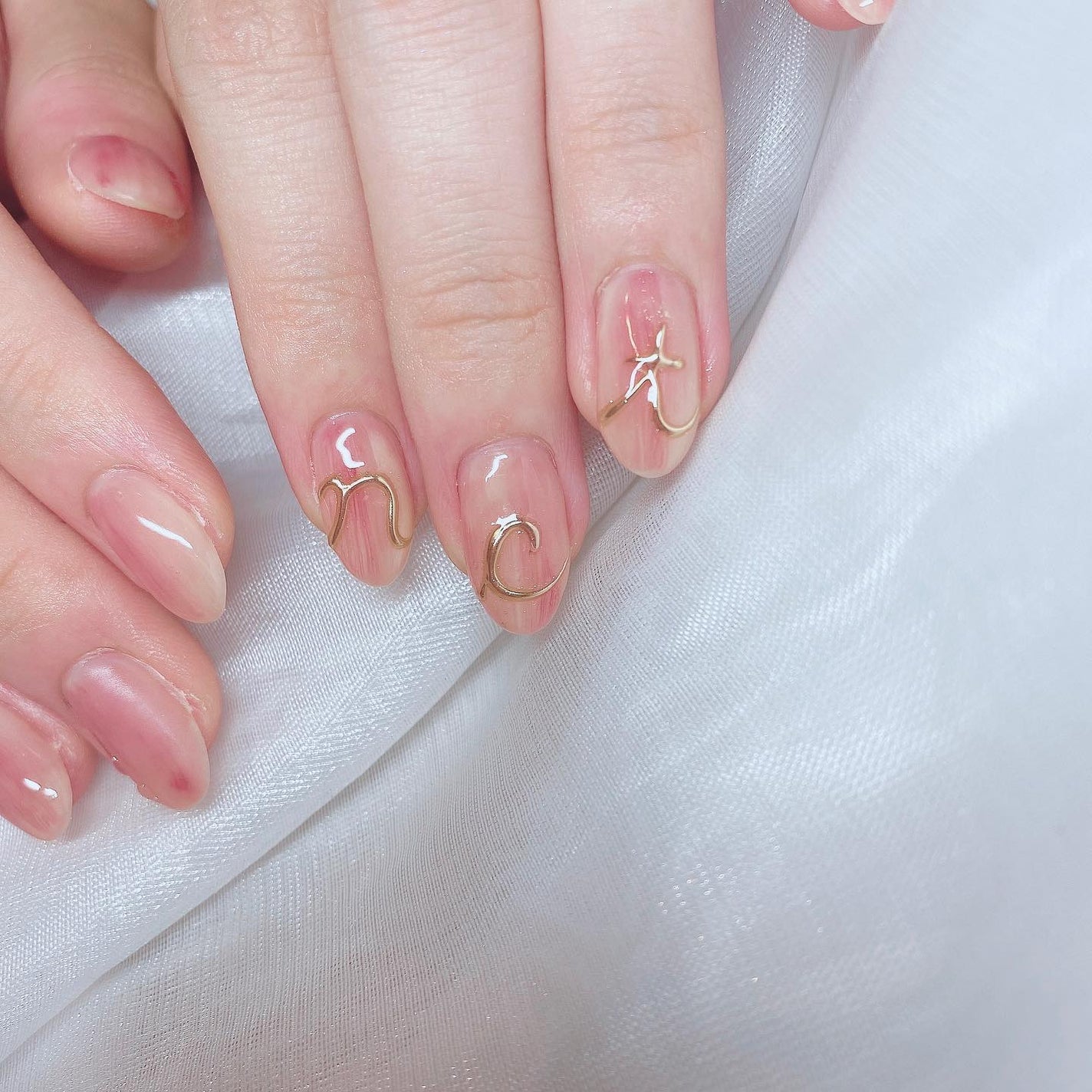 kanna on LIPS 「・・・桃ネイル🍑〜NCTを添えて〜NCTロゴもリングネイル風に..」(4枚目)