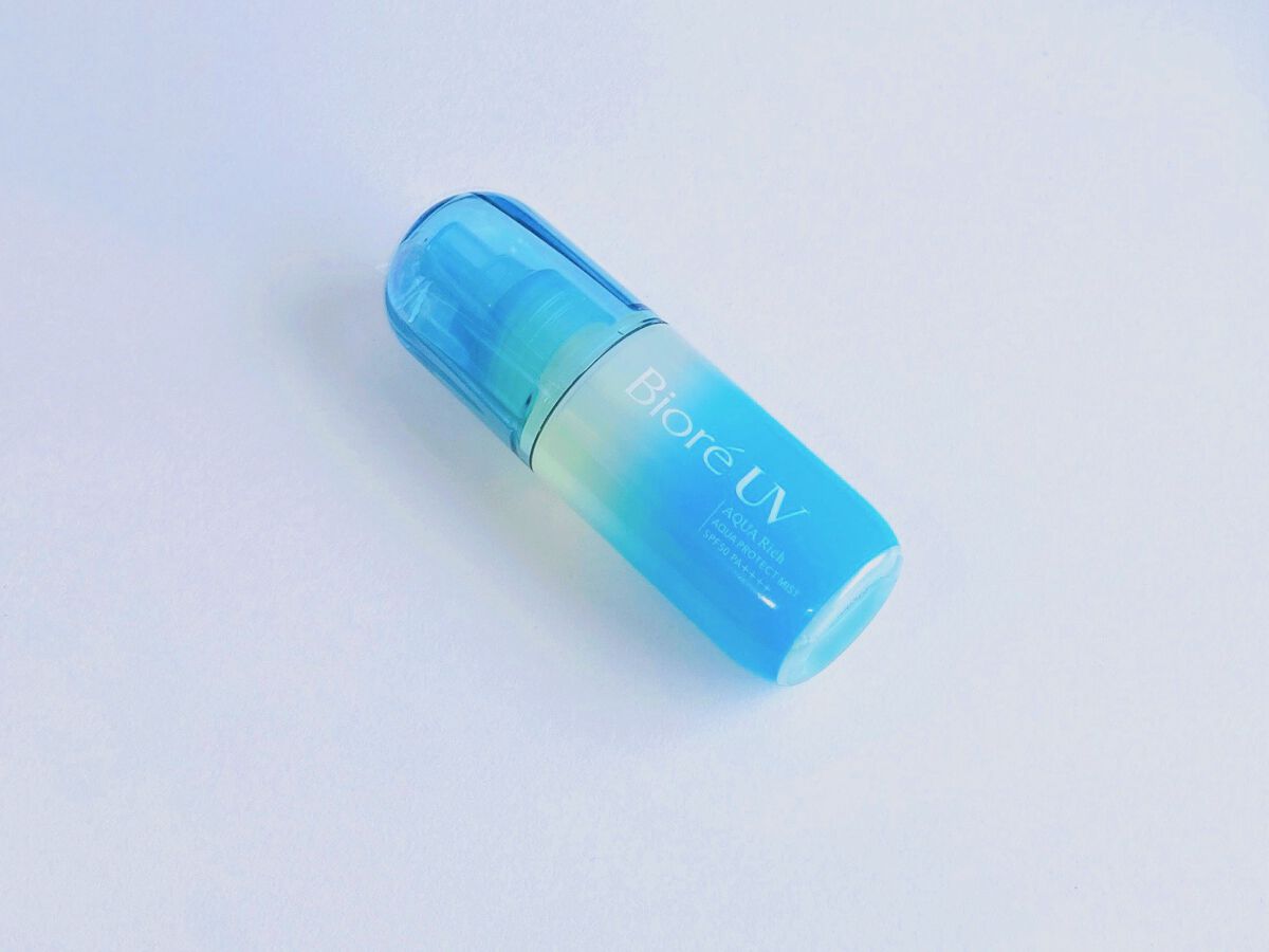 ビオレ  UV アクアリッチ アクアプロテクトミスト



気になっていたビオレのミストタイプの日焼け止めをゲットしました！

髪の毛に使えるのが嬉しいです！
昨年は髪の毛の紫外線対策を何もしていなかったので、結構パサつきが気になっていまし