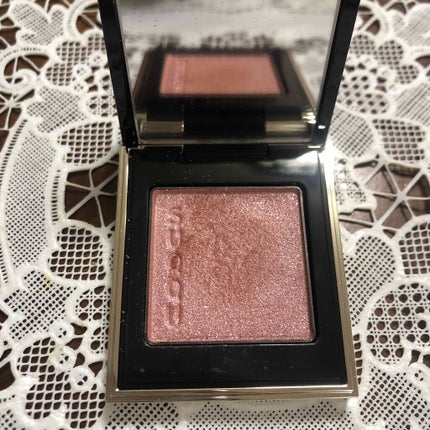 トーン タッチ アイズ/SUQQU/単色アイシャドウを使ったクチコミ(2枚目)