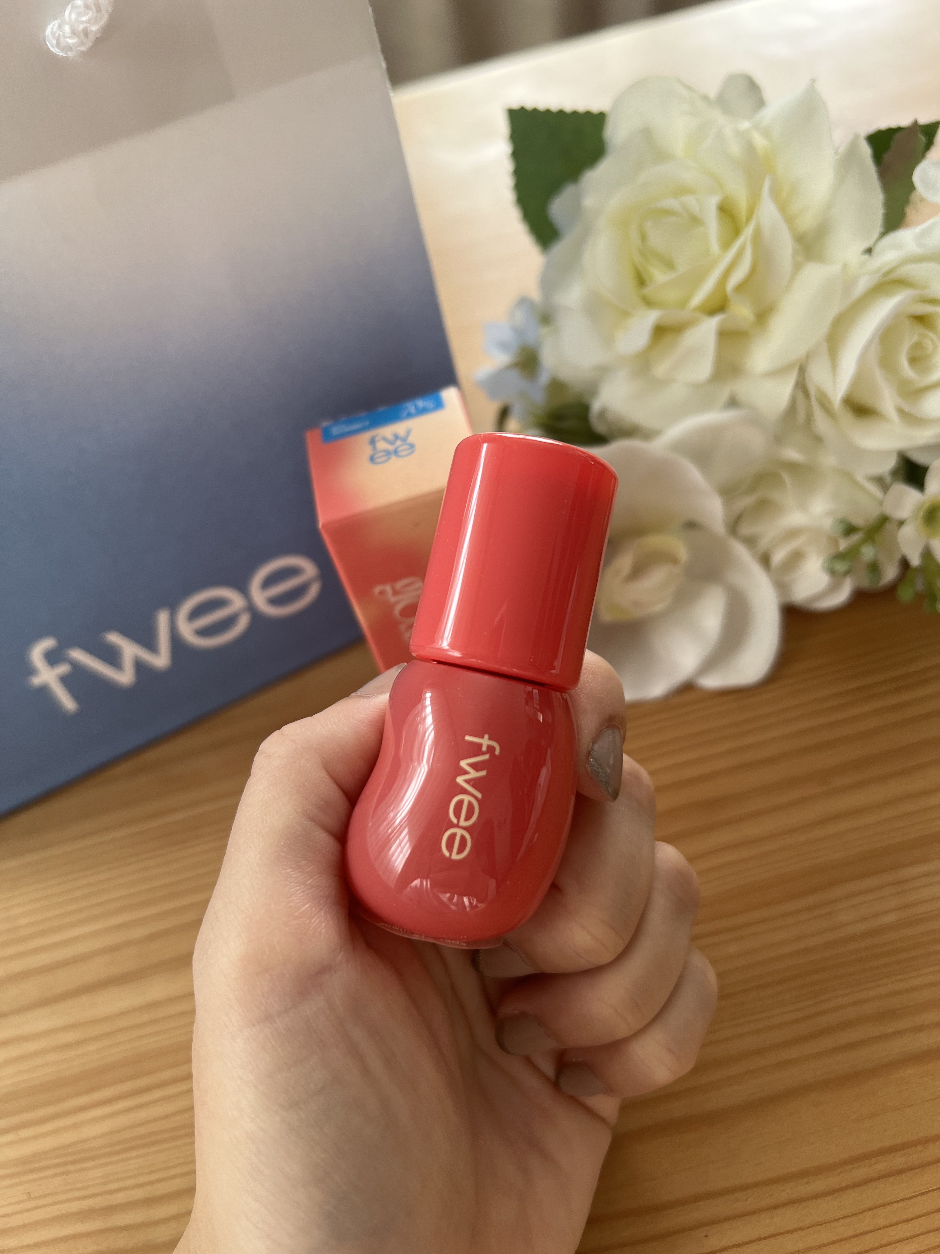 フィー 3Dボリューミンググロス B02 ソルベ 70%/fwee/リップグロスを使ったクチコミ（1枚目）