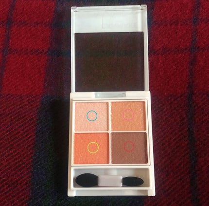 シルキースフレアイズ/キャンメイク/アイシャドウパレットを使ったクチコミ(2枚目)