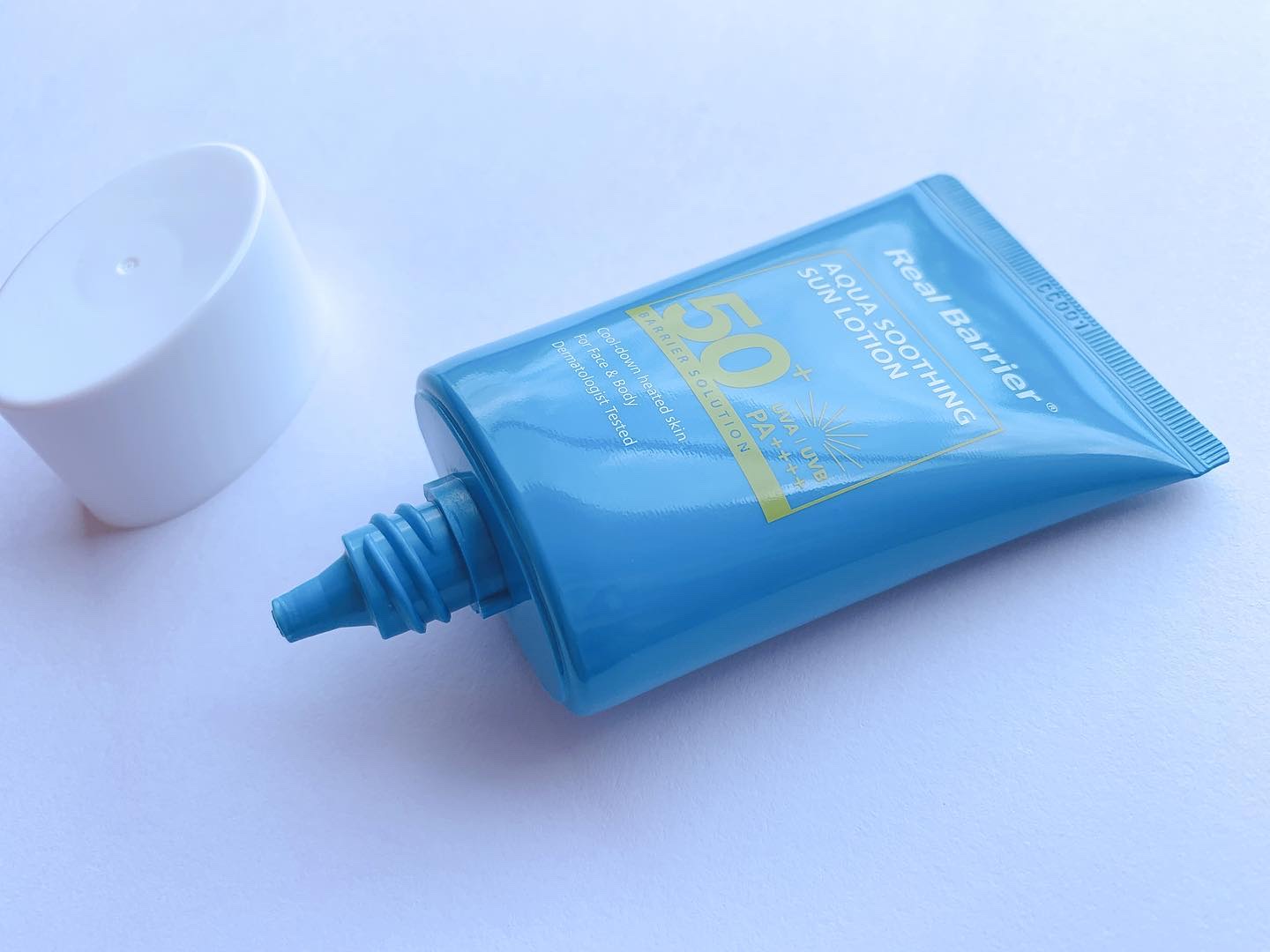 アクアスージングサンローション/Real Barrier/日焼け止めミルクを使ったクチコミ（2枚目）