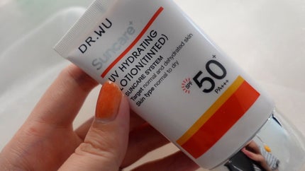 サンスクリーン+モイスト(色付き)<日焼け止め>/DR.WU/日焼け止めローションを使ったクチコミ(2枚目)