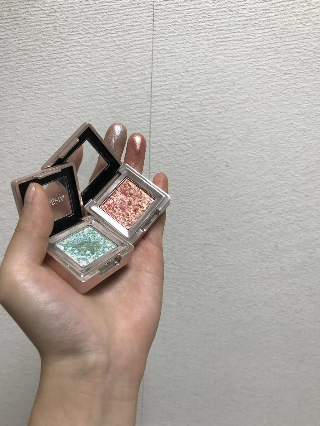 グリッタープリズム シャドウ/MISSHA/グリッターを使ったクチコミ（3枚目）