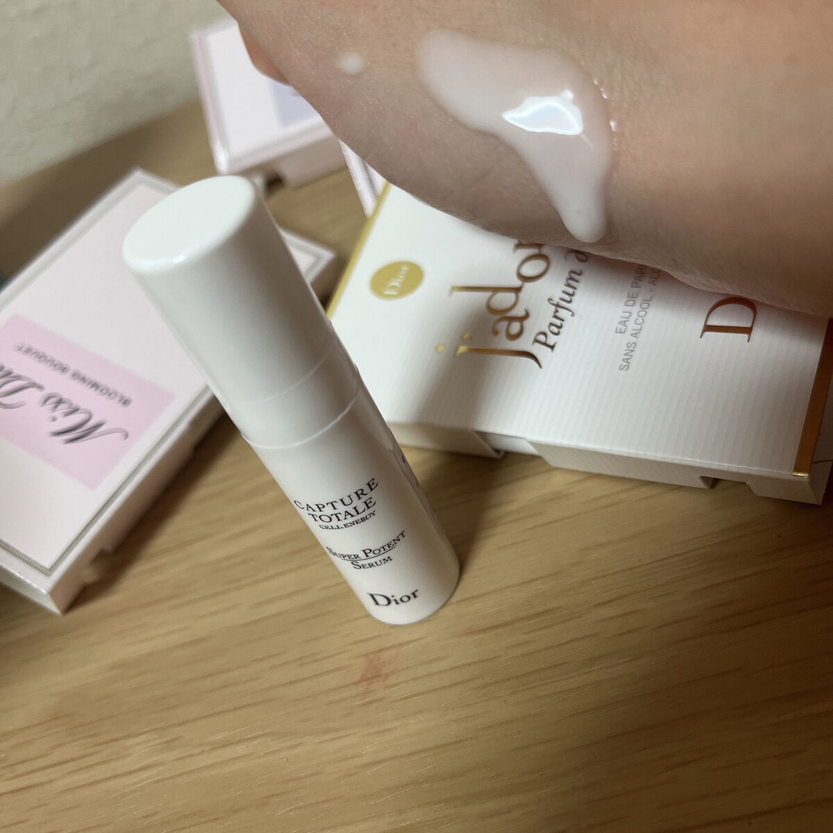 【旧】カプチュール トータル セル ENGY スーパー セラム/Dior/美容液を使ったクチコミ（2枚目）