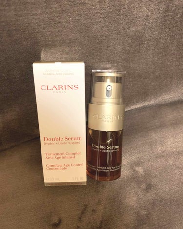 CLARINS -Double Serum-
クラランス  ダブルセーラムEX 美容液

以前ハワイ購入品でエスティの美容液紹介したんですが、使い切ってリピしようかと思ったんですが色んな美容液を試したい