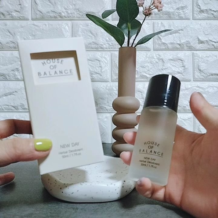 ニューデイハーバルデオドラント/ハウスオブバランス/デオドラント・制汗剤を使ったクチコミ（2枚目）