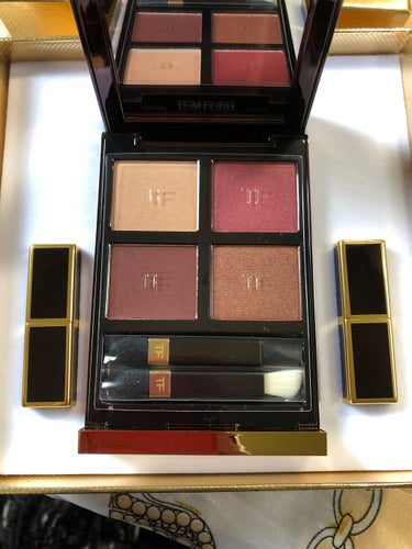 アイ カラー クォード 06 バーニッシュド アンバー/TOM FORD BEAUTY/アイシャドウパレットを使ったクチコミ（1枚目）