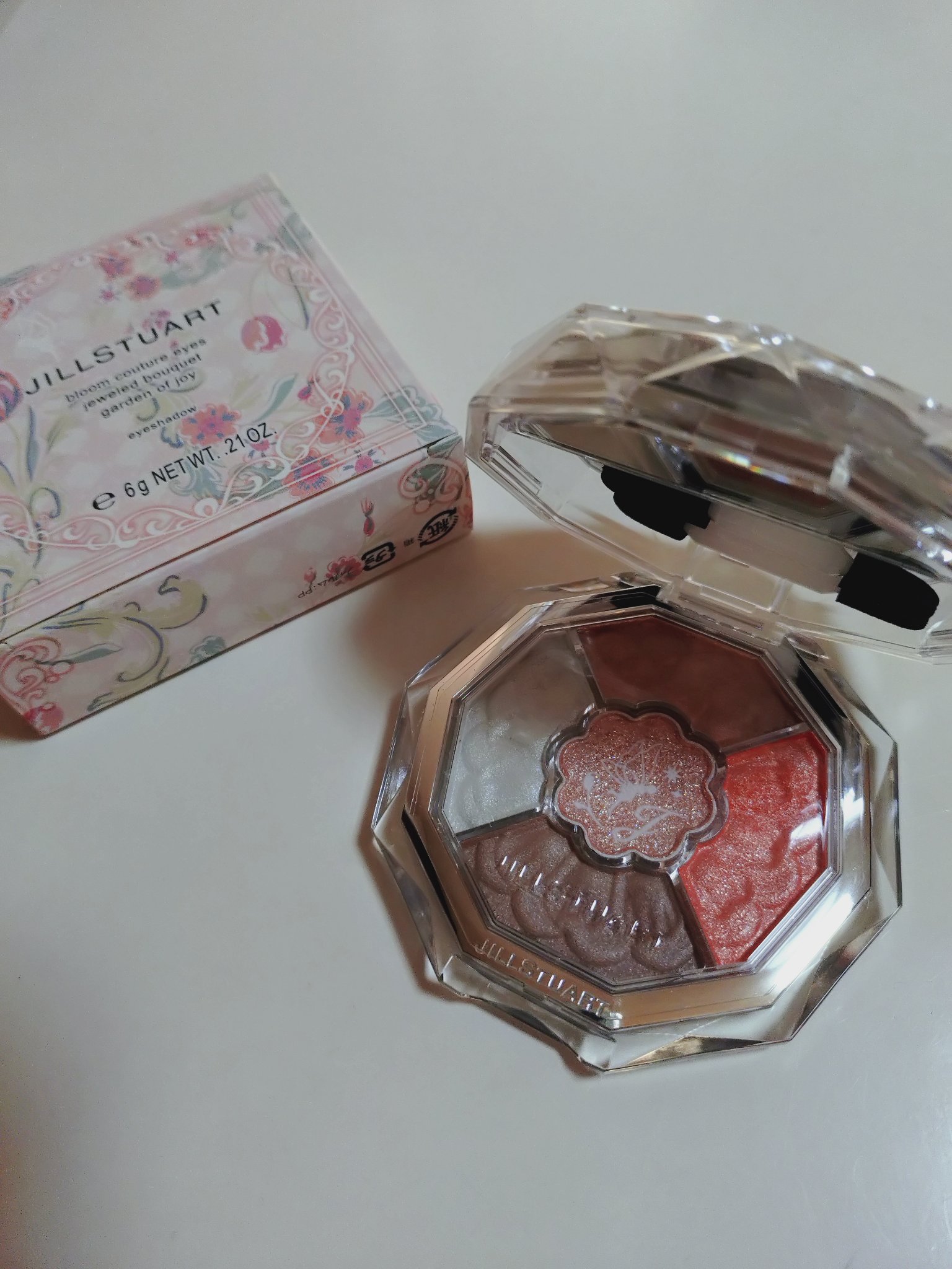 ジルスチュアート ブルームクチュール アイズ　ジュエルドブーケ 11 poppy carnelian<ガーデンオブジョイ>（限定）/JILL STUART/アイシャドウパレットを使ったクチコミ（1枚目）