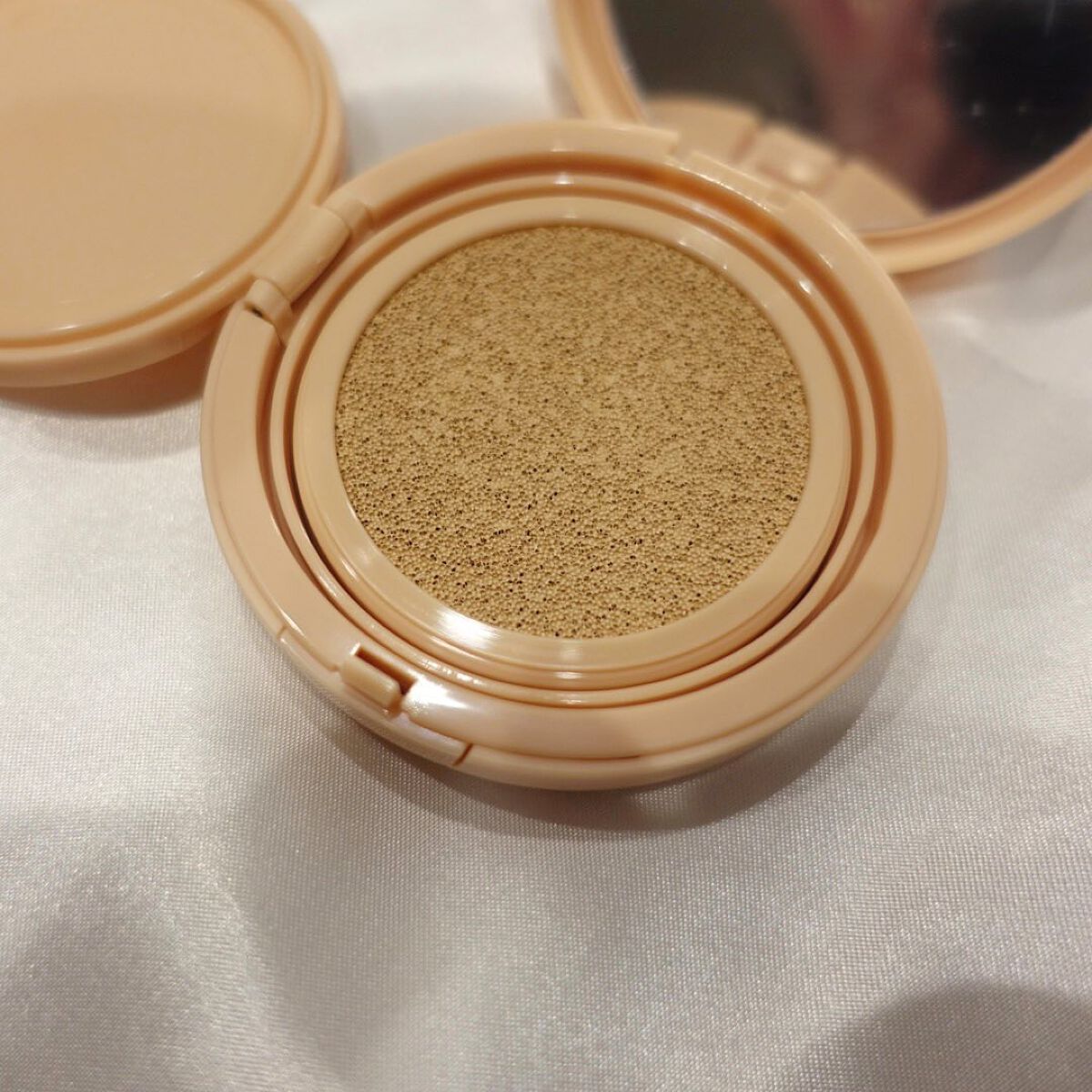 クラウド スキン グロー クッション XX01 ホンデ/HASH/クッションファンデーションを使ったクチコミ(3枚目)