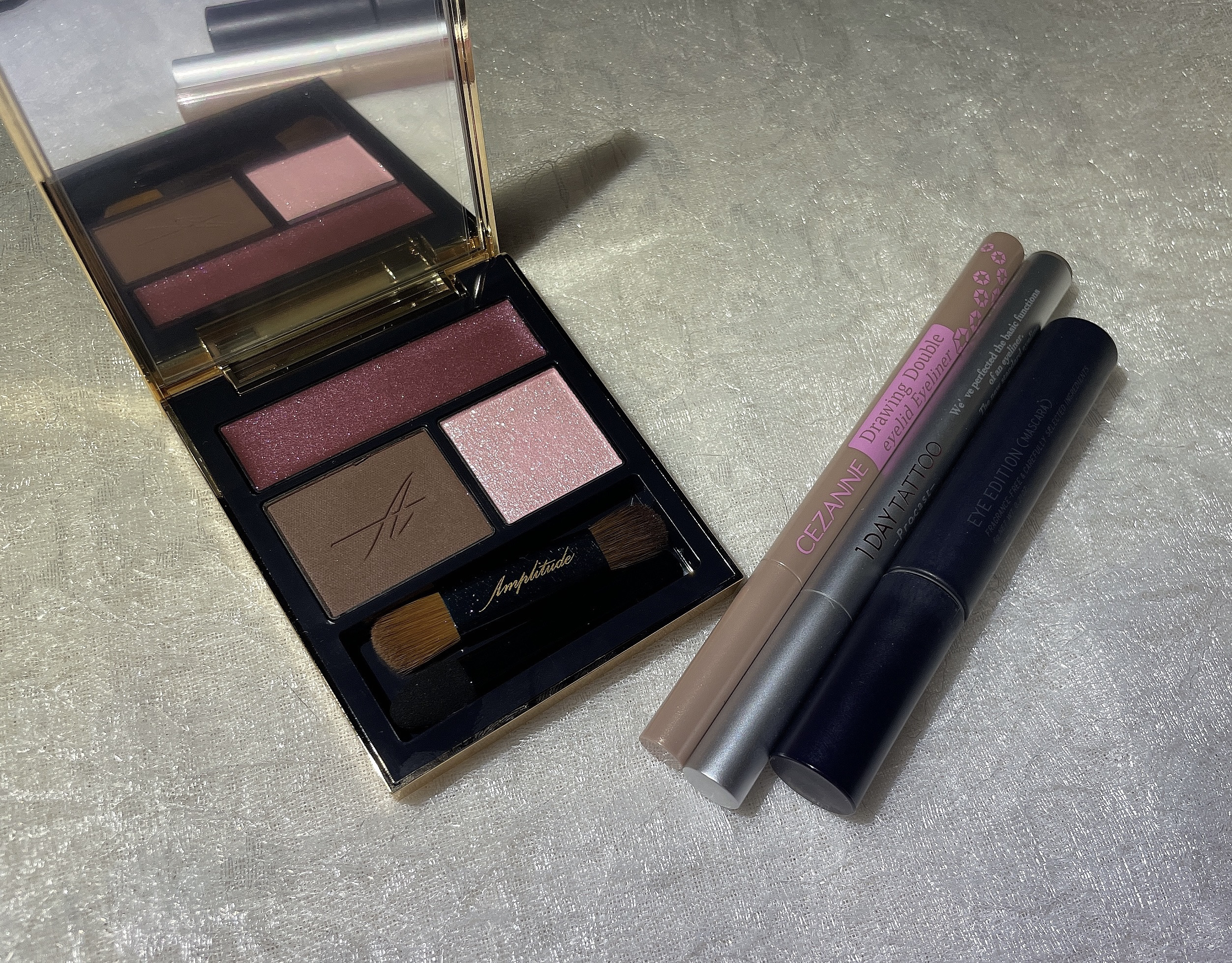 描くふたえアイライナー/CEZANNE/リキッドアイライナーを使ったクチコミ（3枚目）