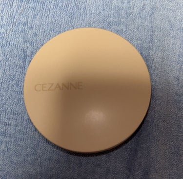 CEZANNE
クッションファンデーション00
明るいベージュ系

もう日本でやっと1000円台で買えるクッションファンデーションが出たのも嬉しかったし、そこそこのカバー力(ガッツリでもない自然)だし、