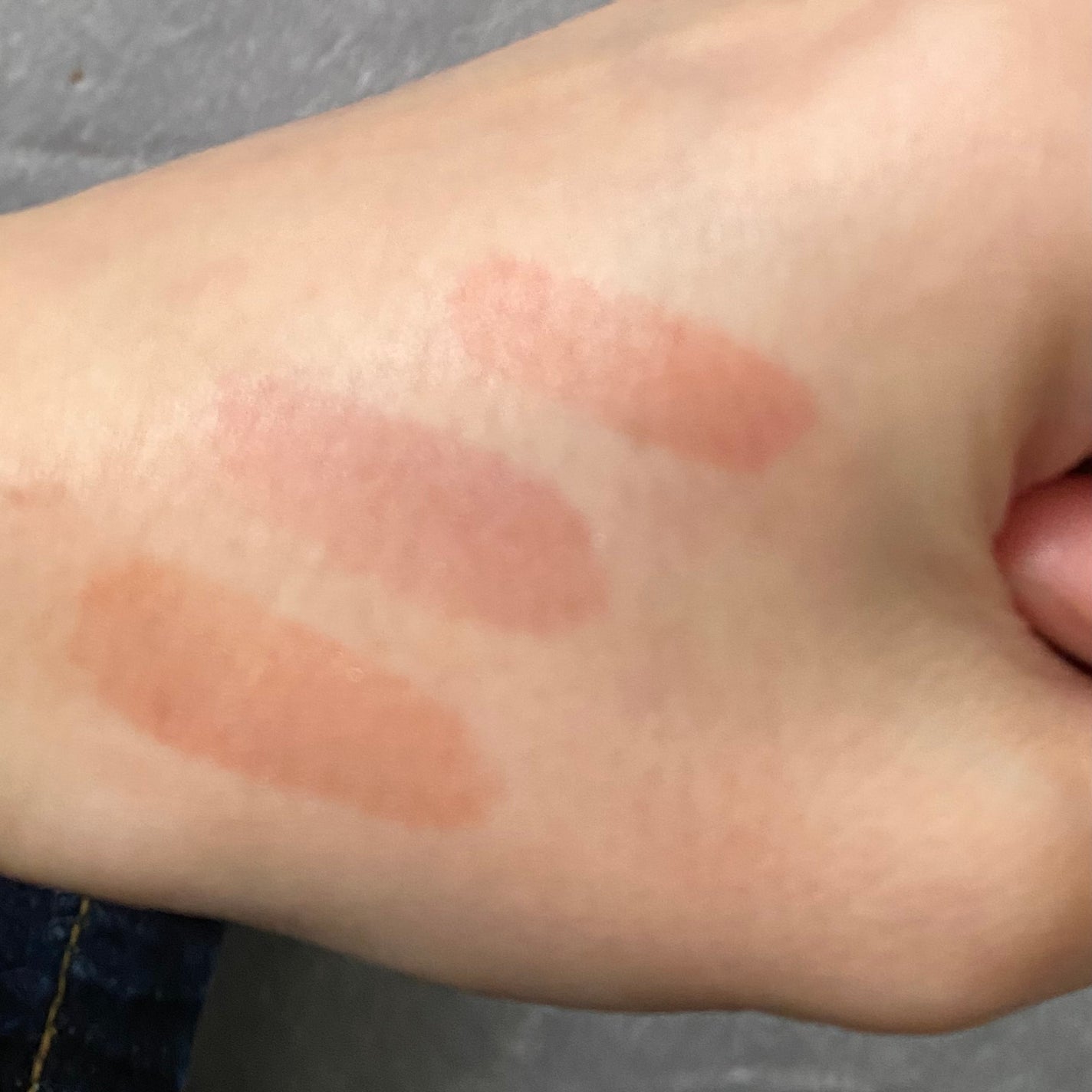 ウォータリーティントリップ/CEZANNE/リップティントを使ったクチコミ(2枚目)