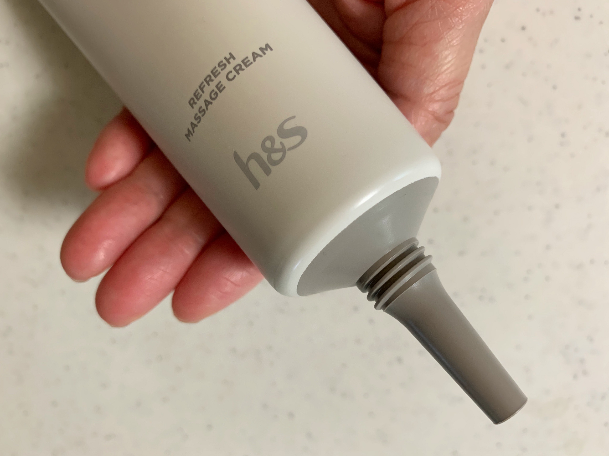 リフレッシュ マッサージクリーム/h&s/洗い流すヘアトリートメントを使ったクチコミ（2枚目）