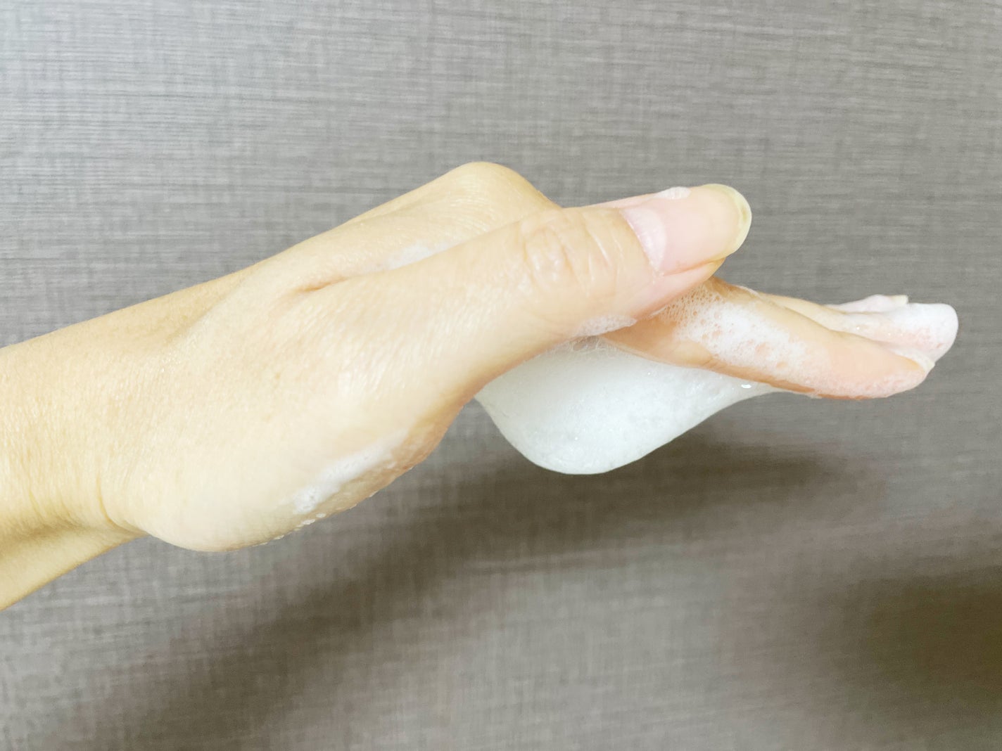 メルティモイスト ジェルボディウォッシュ/&honey/ボディソープを使ったクチコミ(4枚目)