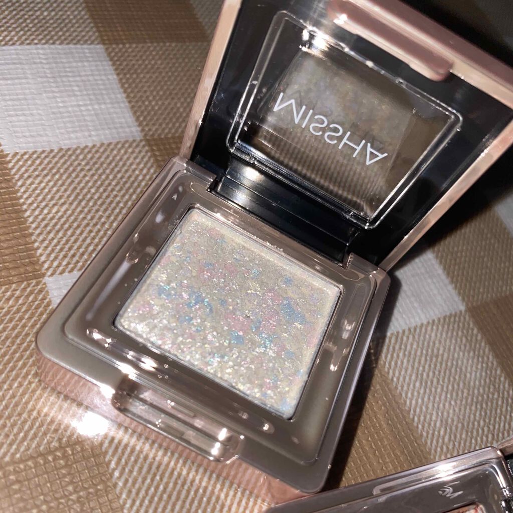 グリッタープリズム シャドウ/MISSHA/グリッターを使ったクチコミ(3枚目)