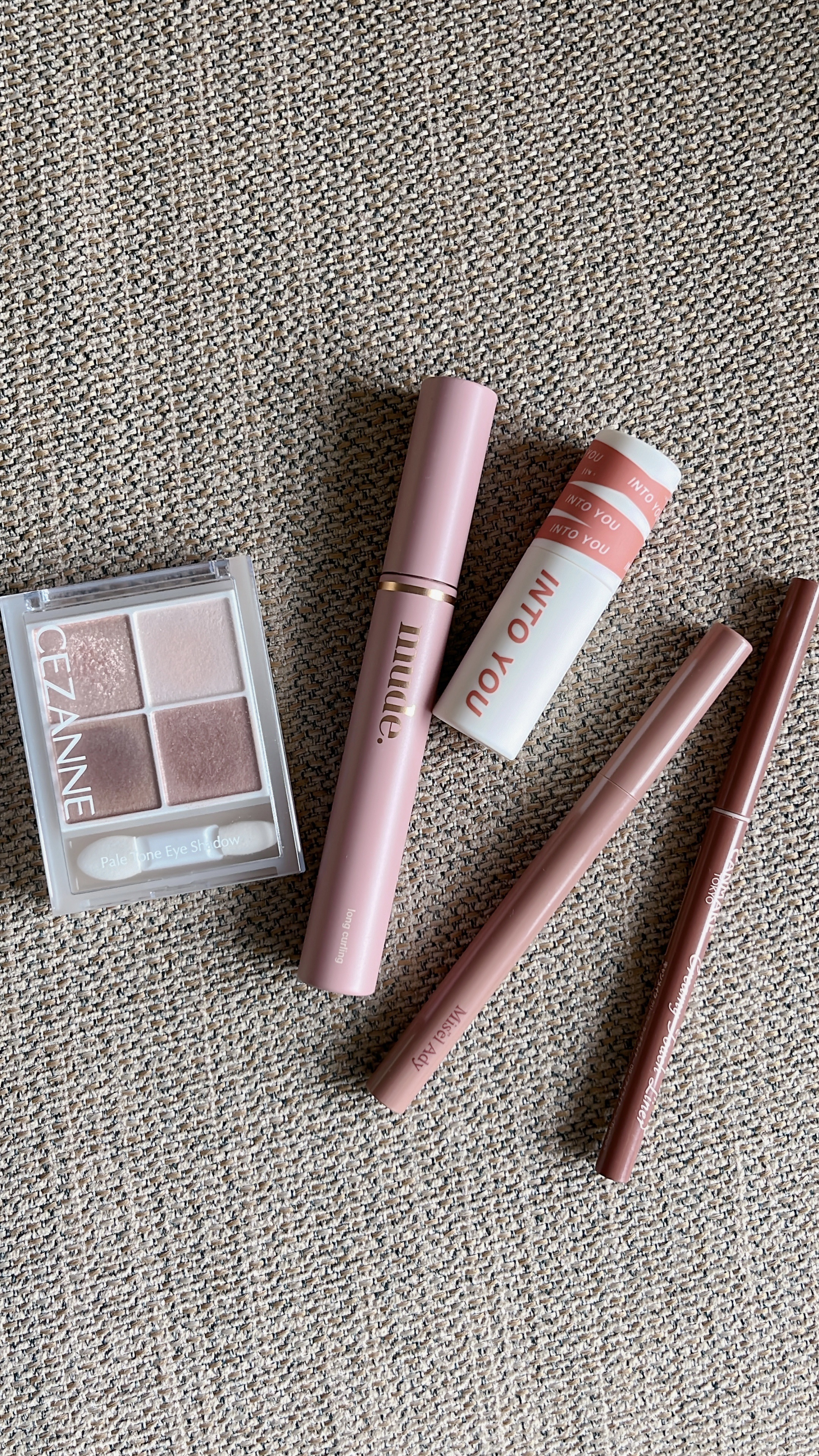 スーパーマットリップ＆チークマッド/INTO U/口紅を使ったクチコミ（1枚目）