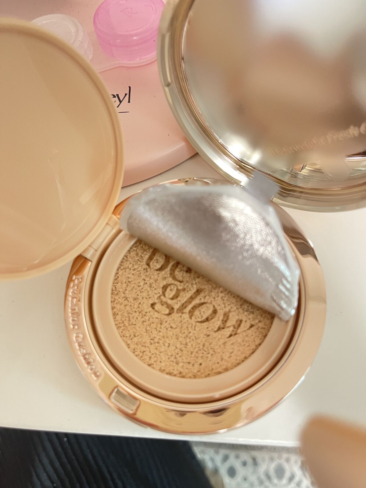 プロテーラービーグロウクッション ニュークラス/espoir/クッションファンデーションを使ったクチコミ（3枚目）