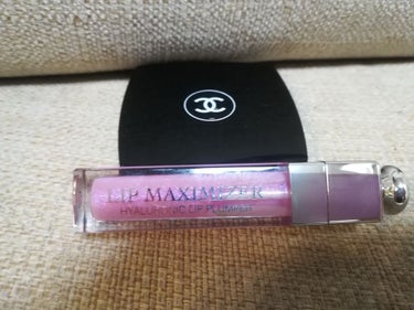 皆様、おはようございます！

こちらは、

Dior アディクト リップ マキシマイザー 009 ホロパープル

になります！

先程投稿した、メイクでも使っているのですが、

こちらの、マキシマイザー