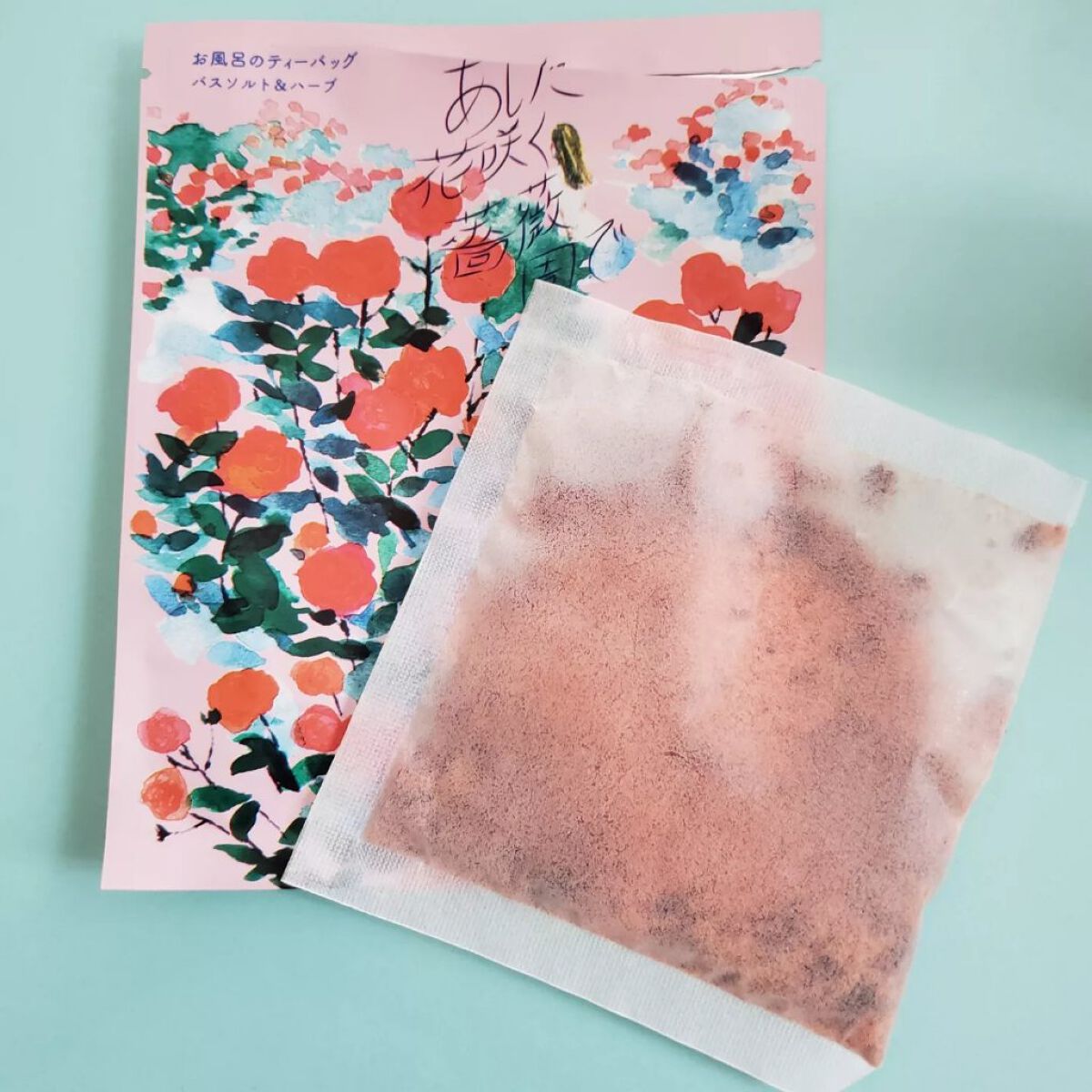 空想バスルーム あした花咲く薔薇園で/charley/無機塩系入浴剤を使ったクチコミ（2枚目）