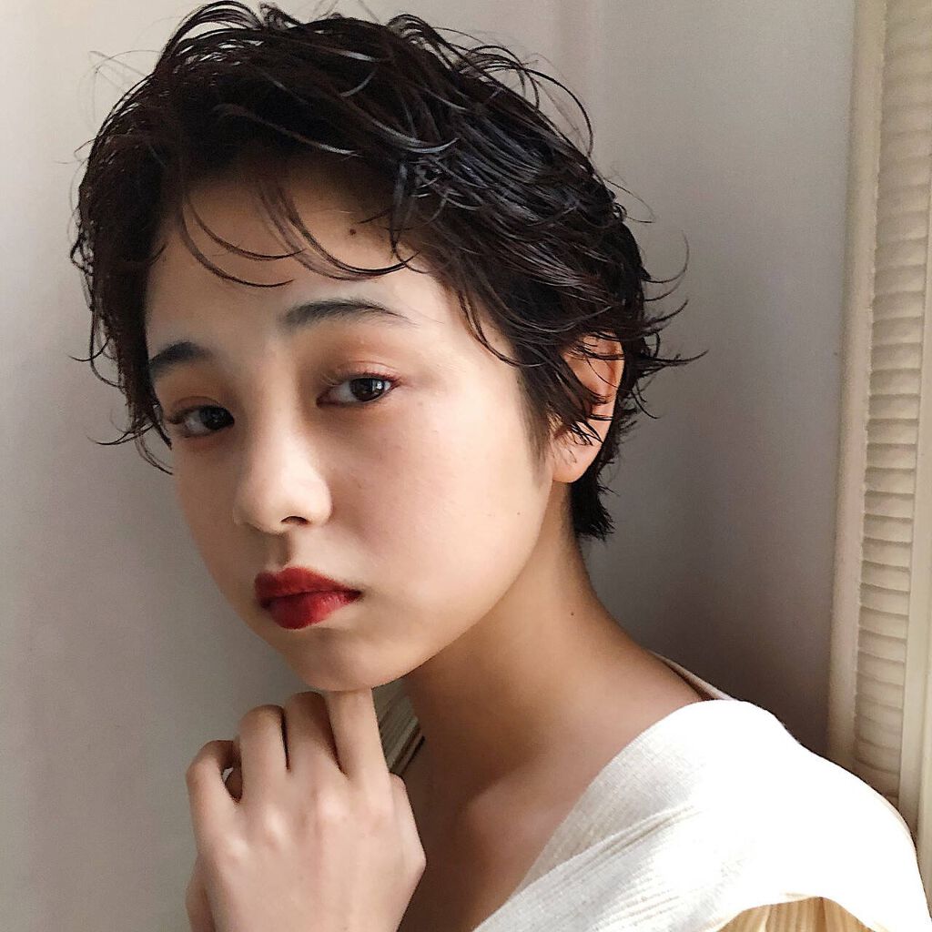 ハンサムメイクのやり方≪ALLプチプラで作る!モードなリップ・アイシャドウ・眉毛≫のサムネイル