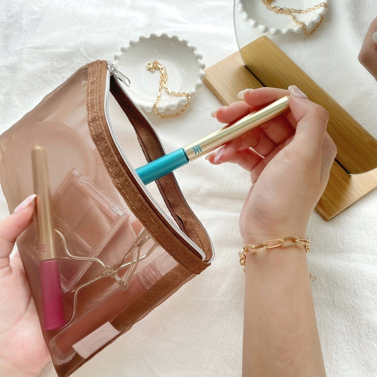 TWOOL ダブルアイリッドグルー/SHOBIDO/二重まぶた用アイテムを使ったクチコミ(1枚目)