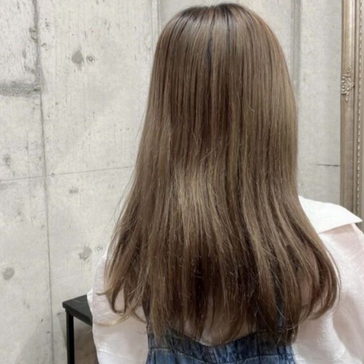 [メモ！不器用でも簡単♪おだんごアレンジのやり方✨]

こんにちは ゆきたん です😊

今回は崩れにくいおだんごアレンジのやり方を見つけたので、メモで残します

通常私がおだんごを作る時は写真2枚目までは一緒で、まとめてない髪をおだんごに