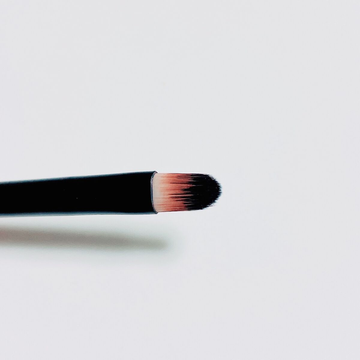 UR GLAM　EYESHADOW BRUSH B/U R GLAM/メイクブラシを使ったクチコミ（3枚目）