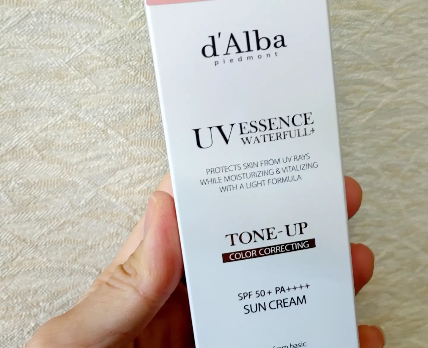 ウォータフルトーンアップサンクリーム/ダルバ/日焼け止めクリームを使ったクチコミ（2枚目）