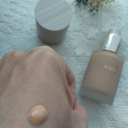 RMK リクイドファンデーション フローレスカバレッジ/RMK/リキッドファンデーションを使ったクチコミ(3枚目)