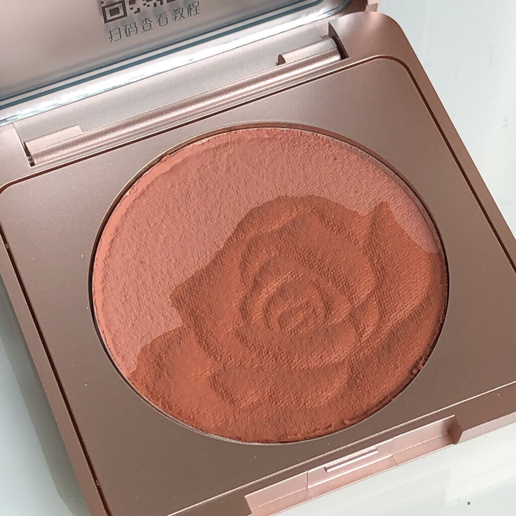 胭脂チーク/花西子/ジェル・クリームチークを使ったクチコミ（2枚目）