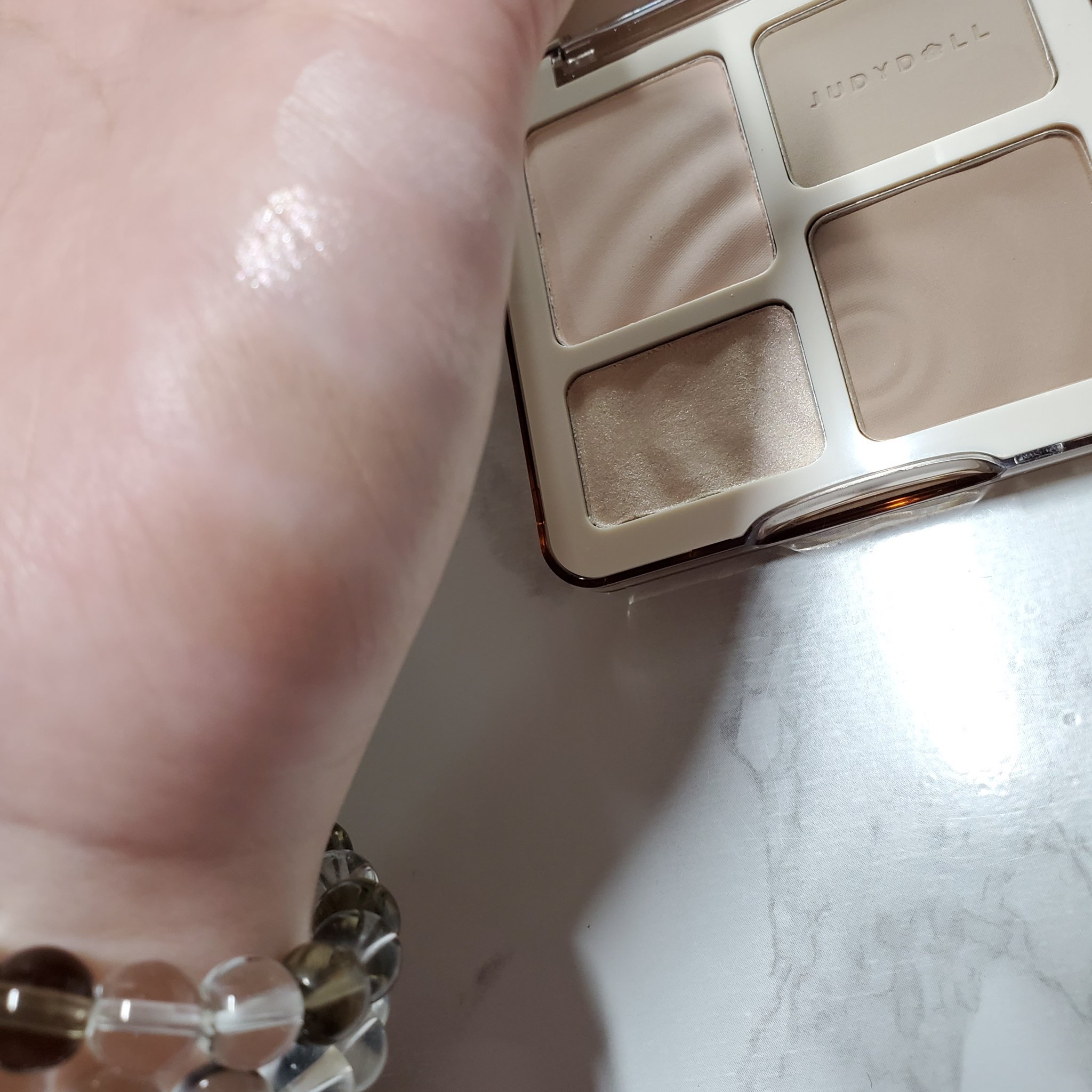 JUDYDOLL メリハリマスターパレット/JUDYDOLL/パウダーハイライトを使ったクチコミ（3枚目）