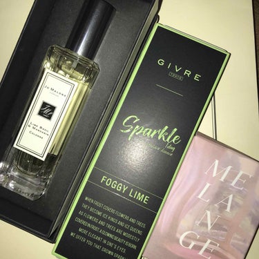 新しく買った
【左 】Jo MALONE LONDON
柑橘系の匂いがとても好きなので、お姉さんに『柑橘系はどれですか？』と聴いて3種類おすすめしてくれたんだけど、1番気に入った匂いがこの《ライムバジル