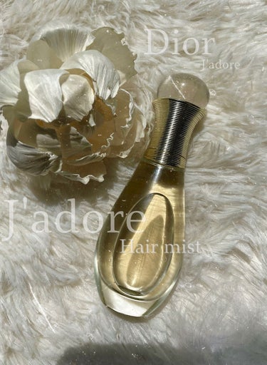 Dior ジャドール ヘア ミストのクチコミ「ずっと大好きな香り✨


#Dior
#ジャドール ヘア ミスト


デパコスの香水は最近ずっ.....」（1枚目）