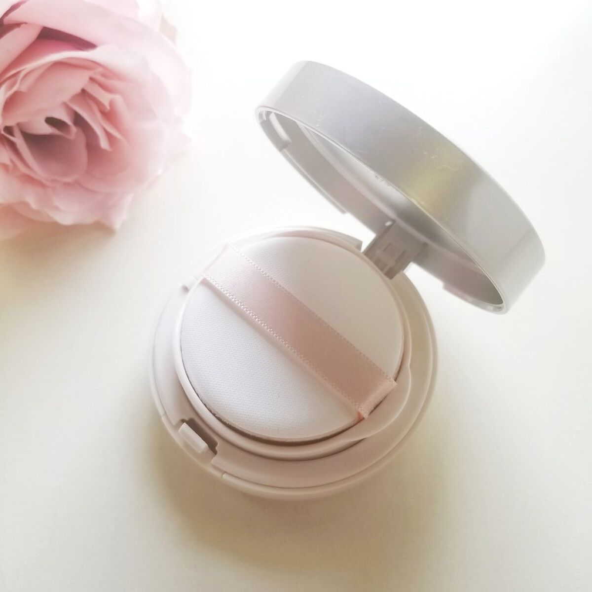 リンクルホワイトクッションファンデーション/コラリッチ/クッションファンデーションを使ったクチコミ(2枚目)