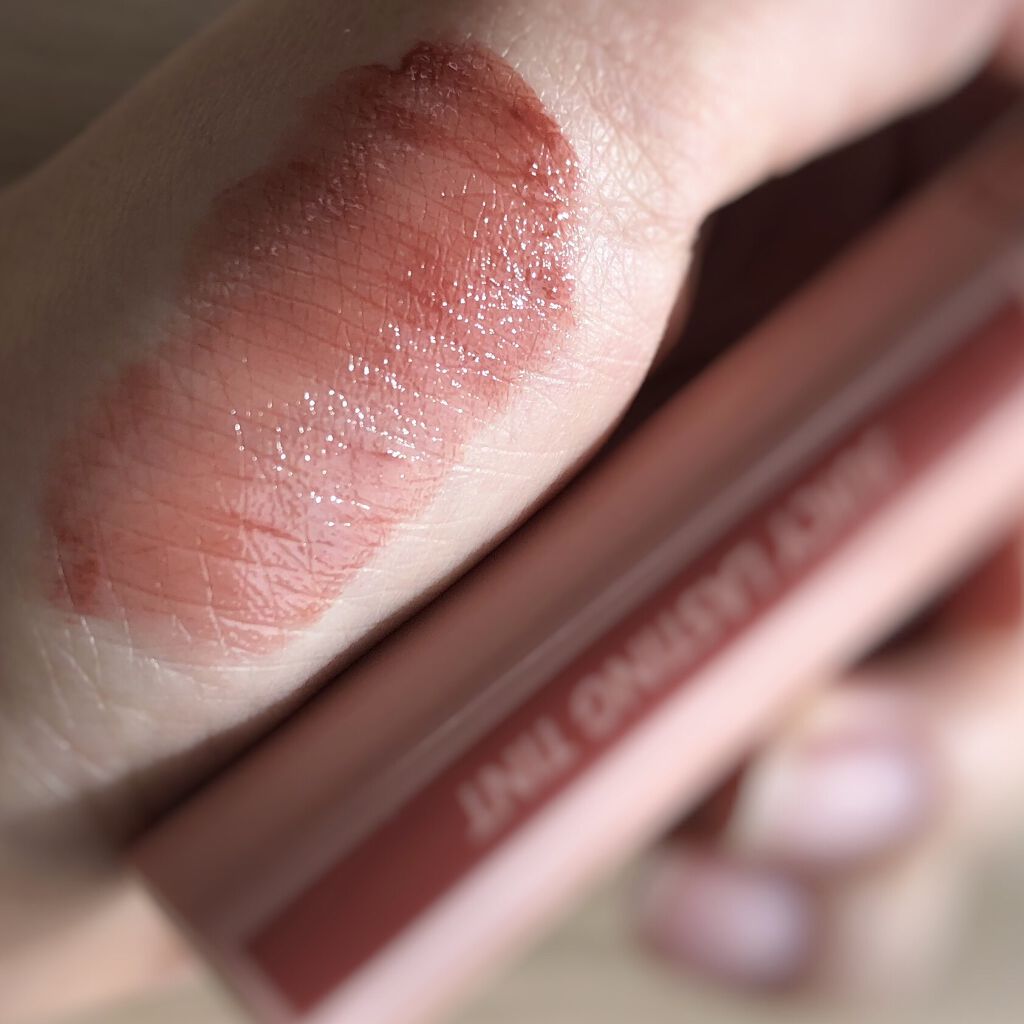 ジューシーラスティングティント/rom&nd/リップティントを使ったクチコミ（2枚目）