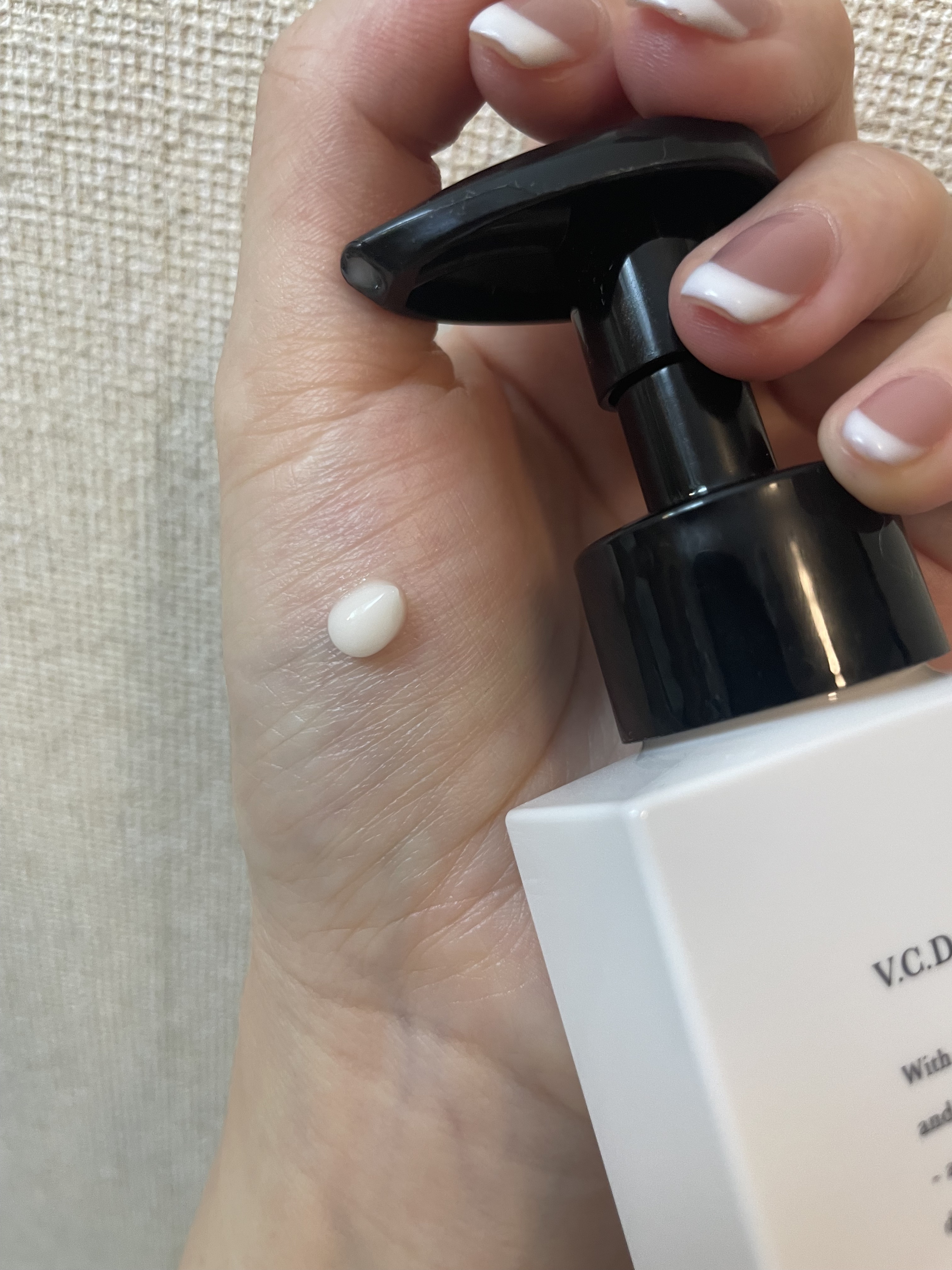 V.C.セラムインローション(毛穴ビタミン化粧水)/dr365/化粧水を使ったクチコミ（2枚目）