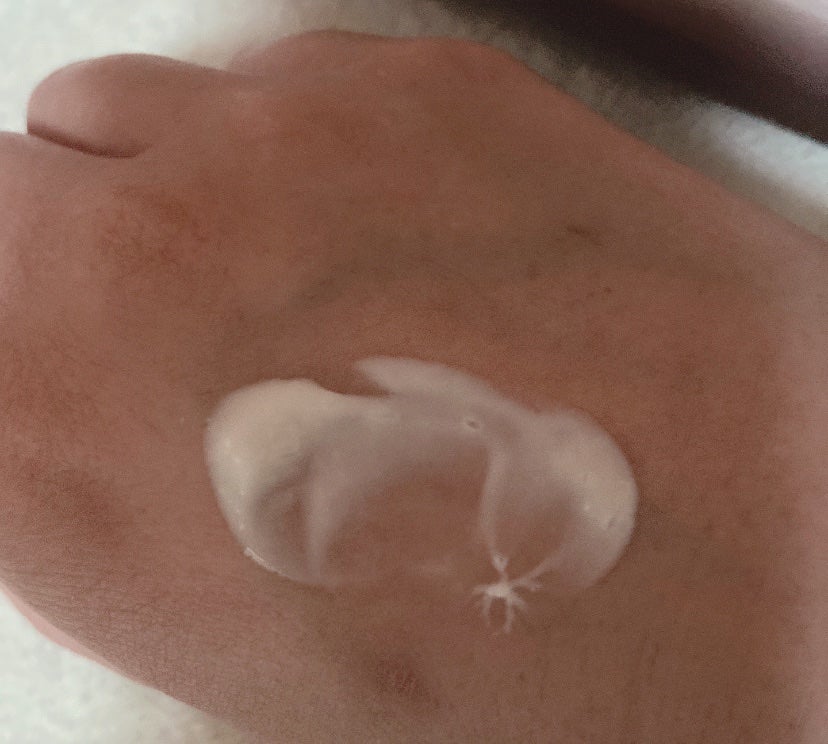 min on LIPS 「ブライトエイジリフトホワイトパーフェクション40g医薬部外品第..」(4枚目)